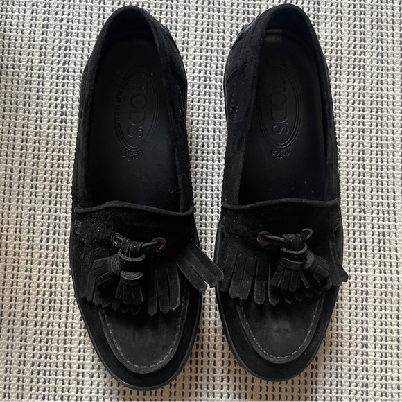 Tod’s Black Suede Driving Moccasins - Picture 3 of 6